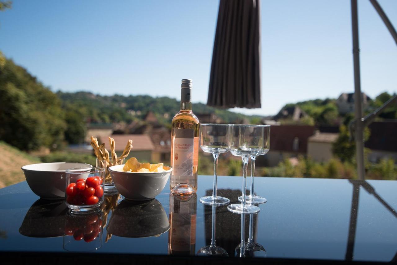 Apartamento Plein Soleil avec Jacuzzi Privatif et parking privé Sarlat Exterior foto
